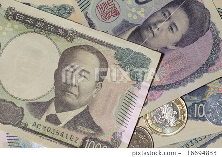 新紙幣和日本硬幣 116694833