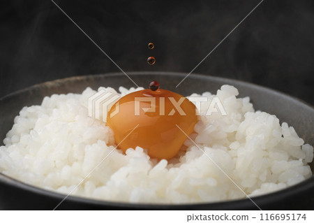 Raw egg on rice: Eggs with soy sauce 116695174