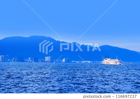 密西根號是琵琶湖汽船營運的以琵琶湖大津港為基地的客船【滋賀縣觀光】 116697237