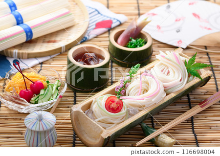 冰鎮大麥盛在天然竹碗中 116698004