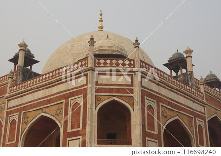 Dome of Humayun's Tomb, Delhi, India Dome of Humayun's Tomb, Delhi, India 116698240