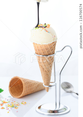 Ice cream 116700574