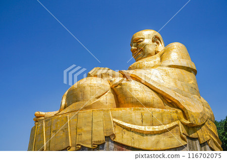 Maitreya Bodhisattva of Mount Thousand Buddhas 116702075