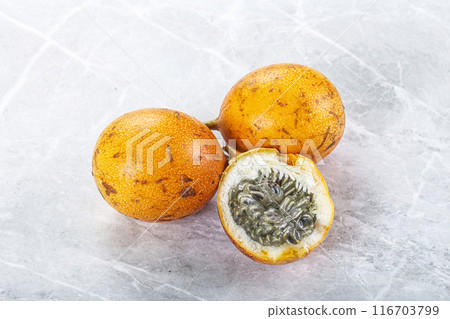 Sweet and juicy yellow maracuya fruit 116703799