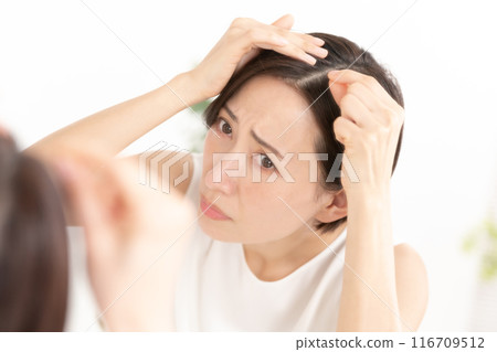 Women who care about their hair Hair care Women who care about their hair Hair care 116709512