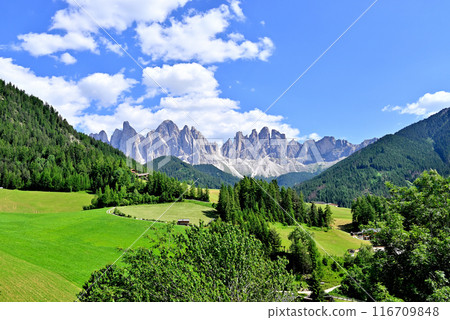 Santa Maddalena Village, Meadows and the Geisler Massif Santa Maddalena Village, Meadows and the Geisler Massif 116709848