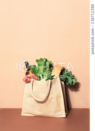 Eco bag with vegetables 116711390