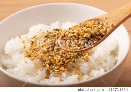 Garlic furikake rice Garlic furikake rice 116711634