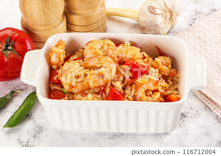 Italian pasta orzo with prawn Italian pasta orzo with prawn 116712004