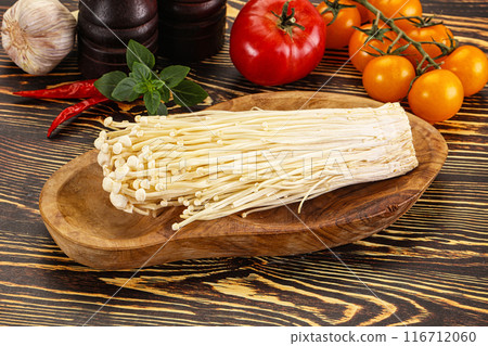 Japanese delicacy raw mushroom Shimeji Japanese delicacy raw mushroom Shimeji 116712060