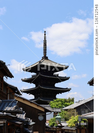 Scenery with Yasaka Pagoda [Kyoto] 116712548