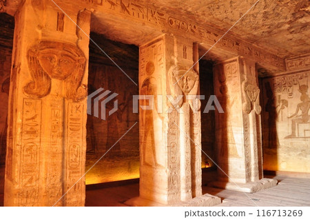 阿布辛貝小神廟內部 116713269