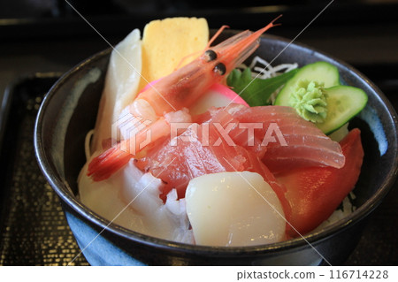 Seafood bowl in Matsushima, Miyagi Prefecture 116714228