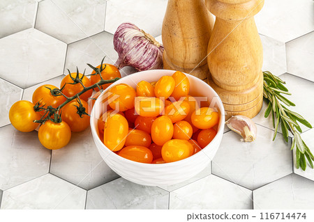 Marinated natural yellow cherry tomato Marinated natural yellow cherry tomato 116714474