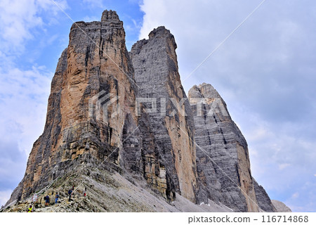 Lavaredo Pass to the North Face of the Tre Cime Lavaredo Pass to the North Face of the Tre Cime 116714868