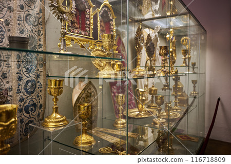 Interior of Basilica of St. Peter and St. Paul, neo-Gothic church in Vysehrad fortress in Prague, Czech Republic 116718809