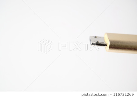 micro USB Type-B 端子影像 micro USB Type-B 端子影像 116721269