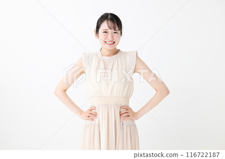 A young woman with a smile 116722187