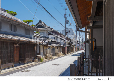 大阪岸和田市本町,舊紀州街道沿線的街景 大阪岸和田市本町,舊紀州街道沿線的街景 116722212