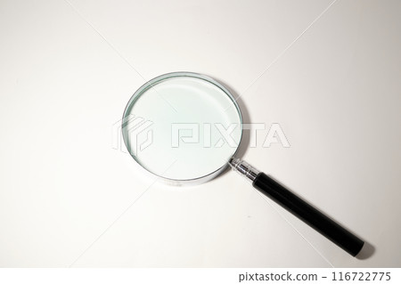 Image material of a convenient magnifying glass Image material of a convenient magnifying glass 116722775
