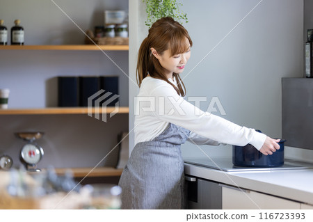 女人做飯 女人做飯 116723393