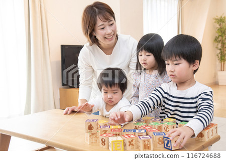 Family, togetherness, building blocks, nursery teacher, nursery school Family, togetherness, building blocks, nursery teacher, nursery school 116724688