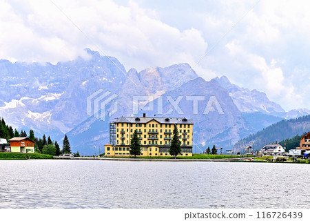 米蘇裡納湖的白雲石索拉皮斯地塊 116726439