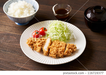 盤子裡的炸豬排 盤子裡的炸豬排 116728377