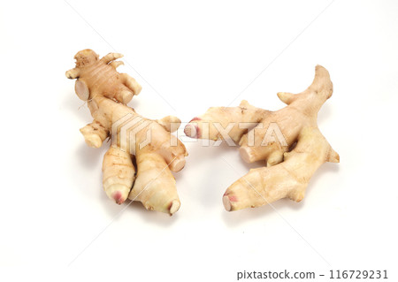 fresh ginger 116729231