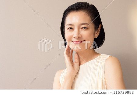 50多歲女人的美麗形象 116729998