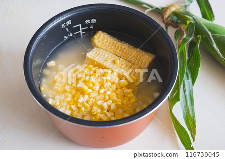 Whole corn rice 116730045