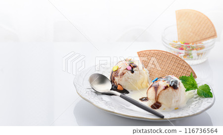 Ice cream Ice cream 116736564