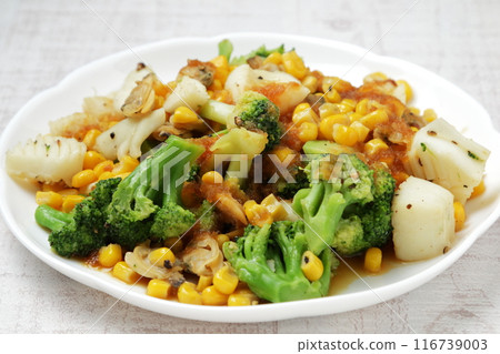 Seafood and vegetable stir fry Seafood and vegetable stir fry 116739003