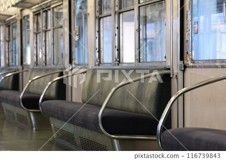 [Nankai] Inside the 6000 series train (Koya Line: Sakaihigashi Station) 116739843