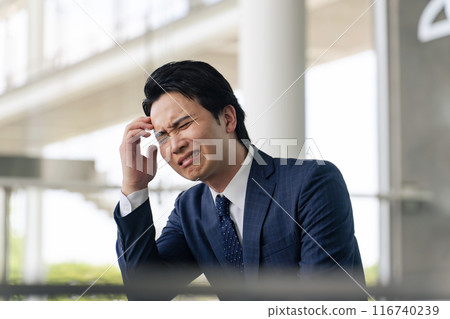 depressed businessman depressed businessman 116740239