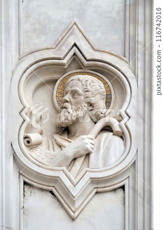 Jesse, relief on the facade of Basilica of Santa Croce (Basilica of the Holy Cross) - famous Franciscan church in Florence, Italy 116742018