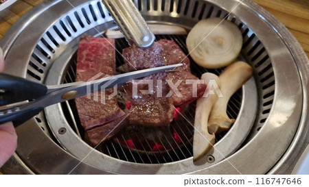 Korean bbq Grilled Beef Ribs 116747646