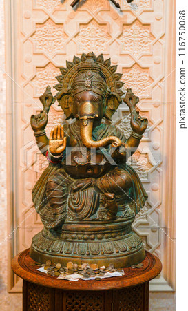 sculpture buddhist background religion meditation religious culture buddha asia statue asian buddhism 116750088