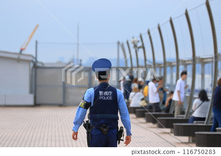 巡邏機場的警察，大都會警察局警察，後視 116750283