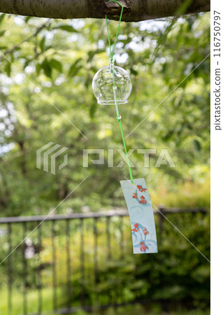 風鈴在風中搖曳 風鈴在風中搖曳 116750797