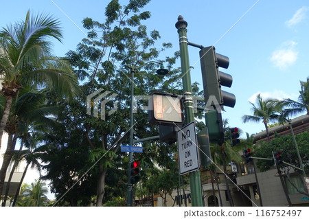 美國夏威夷的交通燈 116752497