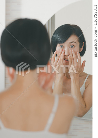 女生 女孩 女性 116755313