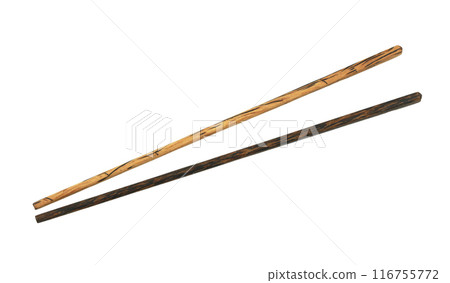 Wooden chopsticks are used as eating utensils. 116755772