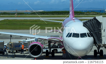 一架飛機 116758115