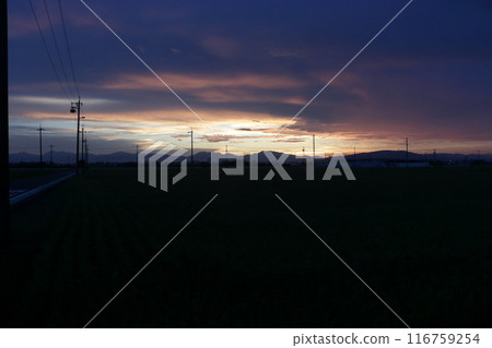 仲夏的夕陽,鈴鹿山地 仲夏的夕陽,鈴鹿山地 116759254
