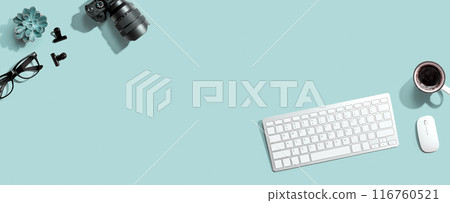 Computer keyboard and SLR camera 116760521