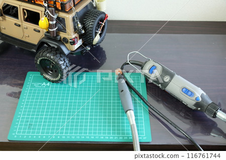 使用工具製作模型 116761744