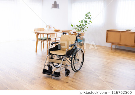室內：輪椅放置在客廳 116762500