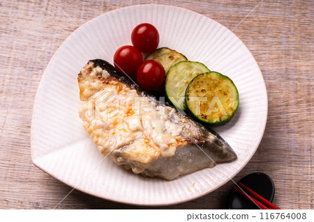 酒糟炒鰤魚 酒糟炒鰤魚 116764008