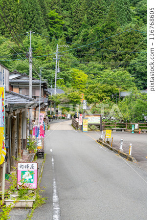 The townscape of Sumatakyo Onsen (Shizuoka Prefecture) 116768605